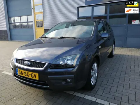 Ford Focus 1.6-16V Futura