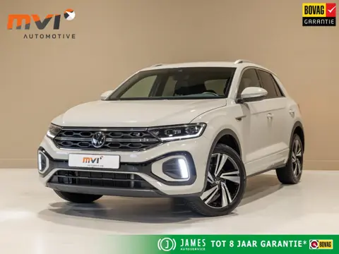 Volkswagen T-Roc 1.5 TSI R-Line Edition / 150pk / Stoel en stuur verwarming / Achteruitrij camera / 