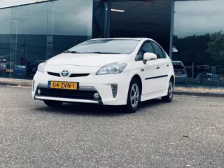 Toyota Prius 1.8 Plug-in Aspiration, Leder bekleding, Trekhaak, Navi, Cruise Control