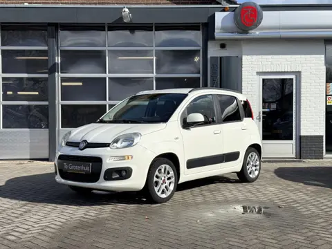 Fiat Panda Lounge 0.9 TwinAir | 5 persoons | Trekhaak |