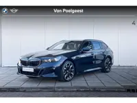 BMW 5 Serie Touring 530e xDrive M-Sport Pro / Glazendak / 21inch / Driving assistant prof / Trekhaak