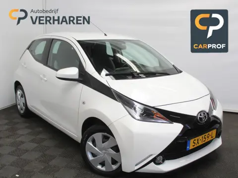 Toyota Aygo 1.0 VVT-i x-fun AIRCO | CAMERA | STB | LED | ELRM/SP | CV