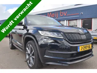 Škoda Kodiaq 1.5 TSI Sportline Business ,TREKHAAK , VIRTUAL COCKPIT , A UITRIJ CAM , LED KOPL , PDC 
