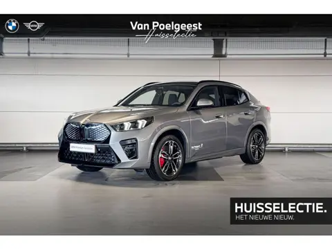 BMW iX2 eDrive20 67 kWh M Sport Edition | M Sportpakket Pro | Premium Pack | Comfort Pack | Trekhaak