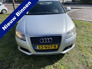 Audi A3 1.6 Attraction Business Edition Uniek mooi nap met nog de sterke 1.6 motor Zie foto’s