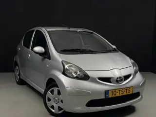 Toyota Aygo 1.0-12V + *Zuinig*Leuk*N.A.P* (bj 2007)