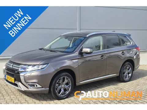 Mitsubishi Outlander 2.4 PHEV Intense Trekhaak