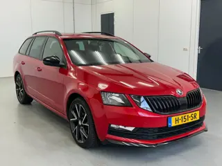 Skoda Octavia Combi 1.5 TSI Sport Business Automaat | Carplay | Lm velgen | Schaalstoelen | Vol opti
