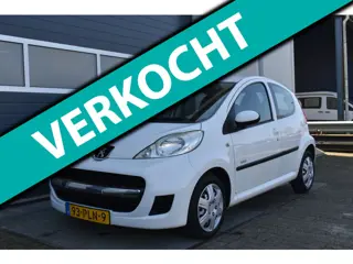 Peugeot 107 1.0-12V Millesim 200