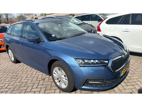 Skoda Octavia Combi 1.0 TSI Business Edition | Airco | Navigatie | Elek. Pakket | Vol opties | CarPl