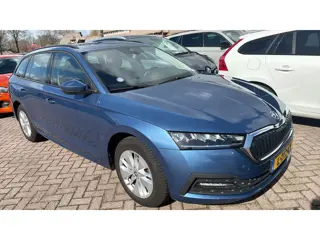 Skoda Octavia Combi 1.0 TSI Business Edition | Airco | Navigatie | Elek. Pakket | Vol opties | CarPl
