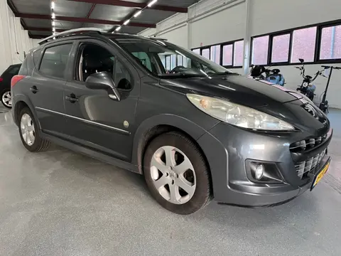 Peugeot 207 SW Outdoor 1.6 VTi Panaromadak