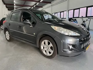 Peugeot 207 SW Outdoor 1.6 VTi Panaromadak