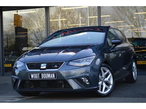 SEAT Ibiza 1.0 TSI FR 115 pk Led Virtual Acc Camera CarPlay Keyless Pdc
