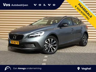 Volvo V40 Cross Country 1.5 T3 Dynamic Edition