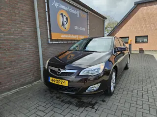 Opel Astra 1.4 Turbo Cosmo (bj 2012)