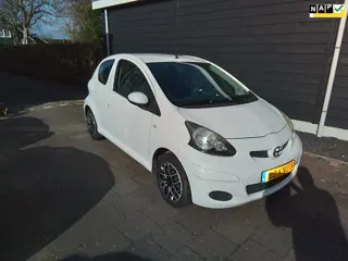 Toyota Aygo 1.0-12V Comfort NL auto nap km 160 000. Zeer lux,s Airco