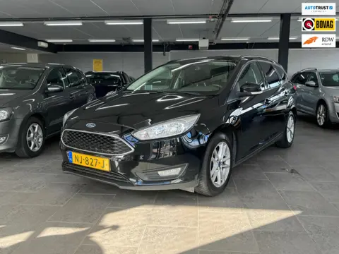 Ford Focus Wagon 1.5 TDCI Titanium navigatie clima cruise controle lm-velgen elektrische pakket park