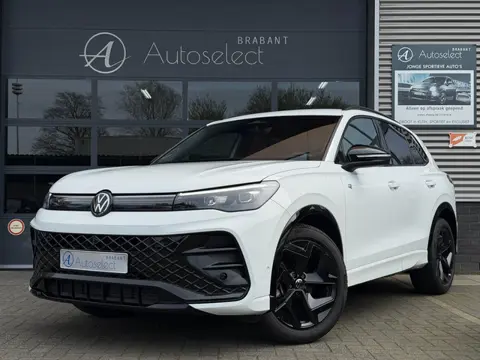 Volkswagen Tiguan 1.5 eTSI R-Line Business Navi 360 ACC