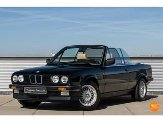 BMW 3-serie Cabrio 325i E30 | 31.000KM | Swiss-delivered | First paint | Full documentation