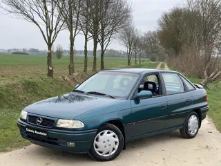 Opel Astra F 1.6i Fresh SEDAN, NL AUTO, 83.500KM