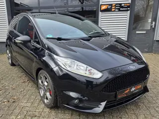 Ford Fiesta 1.6 ST2 **CLIMA-APK-NAP**
