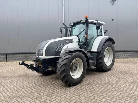 Valtra T202 Direct (bj 2011)