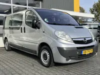 Opel Vivaro Combi 2.0i L2H1 9-persoons Airco Trekhaak Personenbus  APK 14-01-2027 Kombi Tourer Taxi 