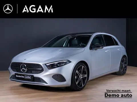 Mercedes-Benz A-Klasse Hatchback 180 Business Solution Luxury Panorama dak