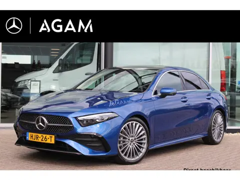Mercedes-Benz A-Klasse Limousine 180 Star Edition Panorama dak