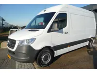 Mercedes-Benz Sprinter 315 1.9 CDI L2H2 FWD Autm, Airco, Navi trekhaak, bank, Camera 11-2023