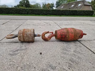 2X Hijshaak/hijspeer cap. 10 ton