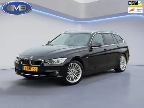 BMW 3-serie Touring 320i AUTOMAAT High Executive, lederen sportinterieur, 18 inch, trekhaak,Originee