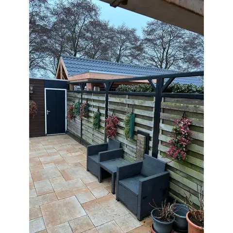 Woning aan de Hofwijk te Honselersdijk