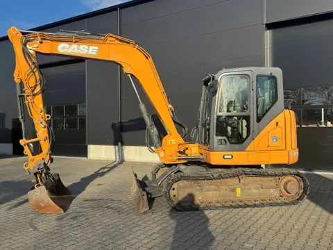 Case CX80 5858 HR !! (bj 2016)