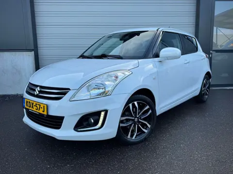 Suzuki SWIFT Cruise / Stoelverwarming / Lage KM