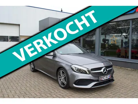 Mercedes-Benz A-klasse 180 Ambition Automaat Panorama-dak 18" LM Velgen