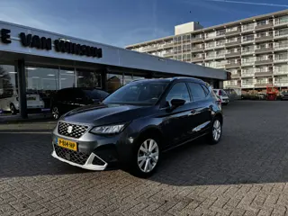 SEAT Arona 1.0 TSI Xperience Lmv Pdc Applecarplay Trekhaak Klima Cruise Stoelverwarming