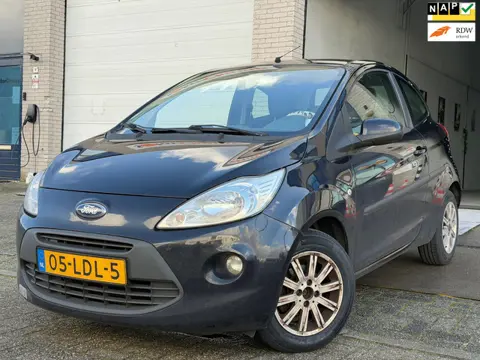 Ford Ka 1.2 Titanium/ nap/ 2e EIG/ 1jaar apk/ airco/ EL-ramen/ zeer nette auto.