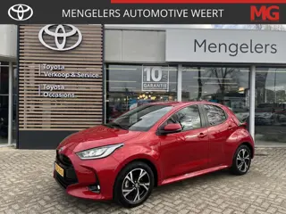 Toyota Yaris 1.5 Hybrid 115 First Edition | Rijklaar | Apple Carplay / Android Auto | NL-Auto