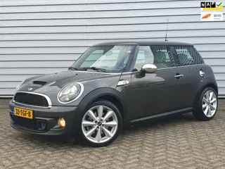 Mini Mini 1.6 Cooper S 10 Years II Navi/Clima/Leder