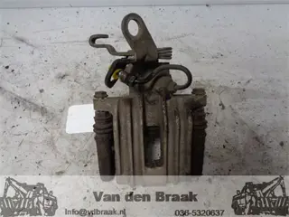 Volkswagen Golf 2003-2008 Remklauw rechts achter