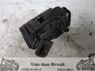 Volkswagen Golf 2012-2020 Deurslot rechtsvoor