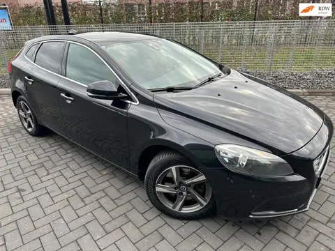 Volvo V40 2.0 D4 R-Design Business / Navi / PDC / Clima / Cruise