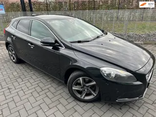 Volvo V40 2.0 D4 R-Design Business / Navi / PDC / Clima / Cruise