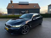 BMW 5-serie 530i High Executive Edition M Sport Camera/ Panoramadak / Adaptieve / Head-Up / Memory