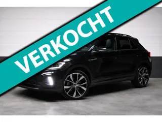Volkswagen T-ROC 1.5 TSI R-Line l Pano l Keyless l Camera