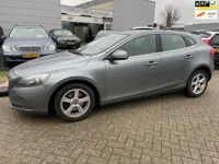 Volvo V40 2.0 D2 Momentum Garantie
