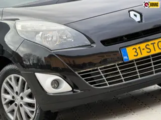 Renault Grand Scénic 1.4 TCe Dynamique - Noir Etoile - Fijn voor de knip familie editie