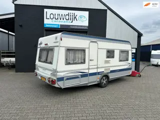 FENDT Saphir 490 TF ’04 (Bed 210cm, Rondzit)